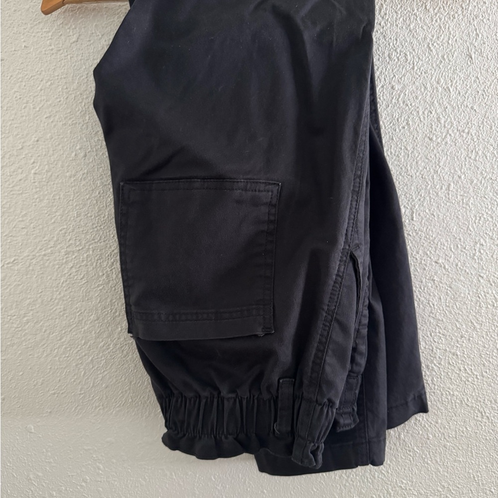Black Cargo Pants